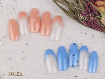 ネイルアンドアイラッシュ イビザ(IBIZA)の写真/【毎月変わる☆お得なキャンぺーンネイル¥3500~】低価格で通いやすさ◎まつげエクステとの同時施術も可♪
