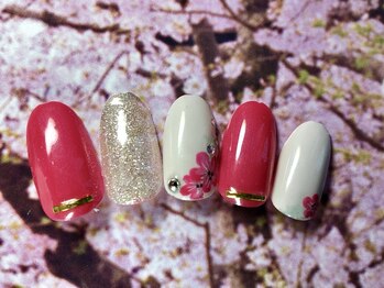 ピンクのフラワーネイル☆