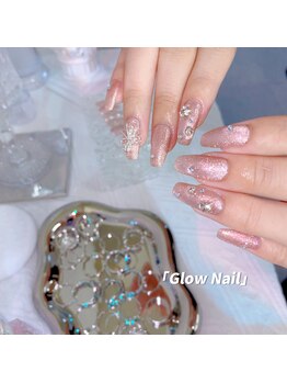 グロー ネイル(Glow Nail)/