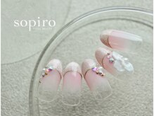 ネイルトータルビューティー ソピーロ(sopiro)/Monthly Design