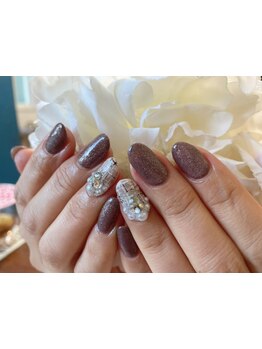 手描きアートが得意なサロン