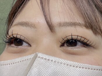 ハーク(haac)の写真/【フラットシングル120本 ￥6500→￥5200】 自然な濃さで存在感のある目元へ！