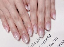 アイリッシュネイル 久屋大通店(Irish Nail)/白ラメグラデーション