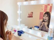 エクシアホワイトニング 倉敷店/3.　オープナーを装着