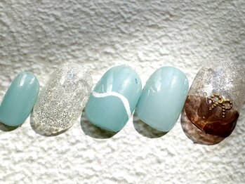 カナ(kana愛)/かわいい大人フットネイル♪