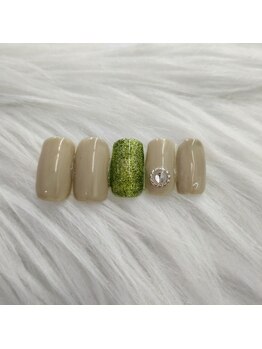 ビー ピボット店(Bee)/定額デザイン