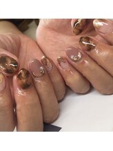 トータルサロン 白べぇーっ プラス/べっ甲ネイル