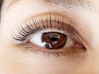 ビオス アイラッシュ 五反田(Bios eyelash)の写真/お仕事・学校帰りのご利用にも◎【当店人気NO.1!次世代まつパ☆ラッシュリフト】さりげなく盛れる目元に♪