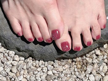 モーダアッカ(moda acca)の写真/《烏丸/四条》夏は足元から華やかに◇フットネイルで気分までリフレッシュ！ハンドネイルができない方へ◎