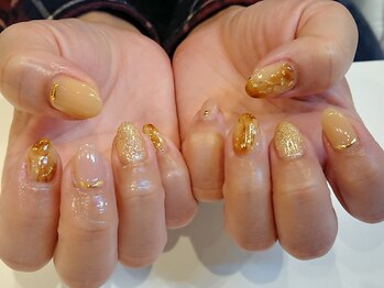 アールエム(Rm)/イエローベージュ×天然石