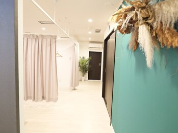 えなわせ接骨院 手稲院/自慢の手技で辛い肩コリを改善◎