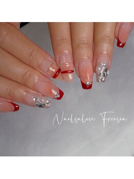 フリージア(Freesia)/秋ネイル