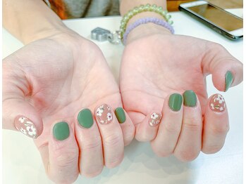 アールエム(Rm)/手描きフラワー