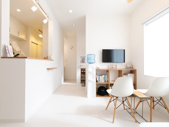 熊本鍼灸小雀斎/待合室