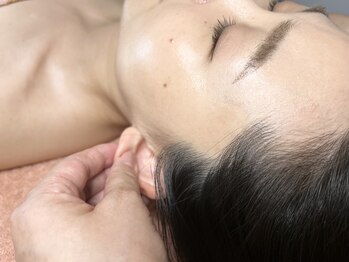 ホープ(Hope)/耳にはツボがたくさんあるよ！