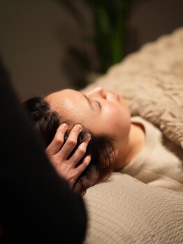 眠りの木/施術風景