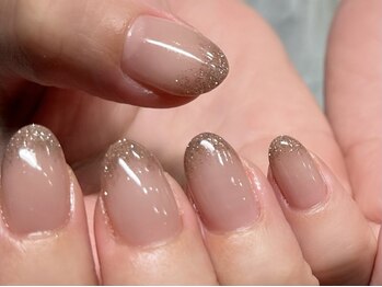 コンフォネイル(comfo nail)の写真/《岡崎/フィルイン》大人可愛いシンプルデザインで叶う『ちゅるんとした艶感』ワンランク上の魅せる指先へ*