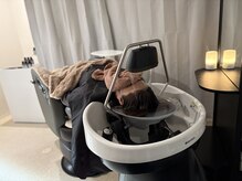 カラクロレ(kala colorer)の雰囲気（当店では全メニューに頭浸浴が付いています。）