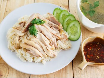 アジアンリラクゼーション ヴィラ 大橋店(asian relaxation villa)/タイを代表する料理カオマンガイ