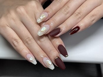 キアラネイルサロン/持ち込みデザイン