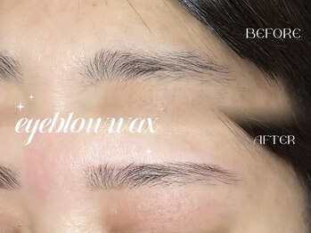 コム 草加マルイ店(com by neolive)/アイブロウwax 担当坪