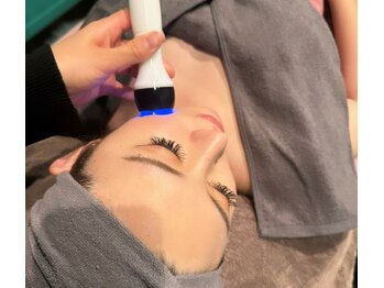 プティットスリール エステティック 栄本店(Petit Sourire Esthetic)の写真/フェイシャル人気NO.1♪【ハイパーナイフ美小顔&デコルテ¥5500】今までにない驚きの小顔効果に満足度大☆