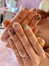 ロータス Lotus/大理石ネイル