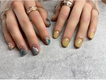 モレリア(morelia)/アシメ　ニュアンスネイル