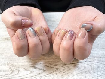 ホナ(HONA)/キラキラネイル