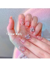 グロー ネイル(Glow Nail)/