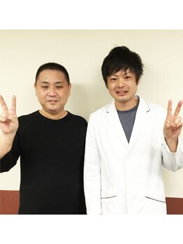 羅針堂鍼灸整体院 横浜鶴見店/肩痛でのご利用者と２ショット