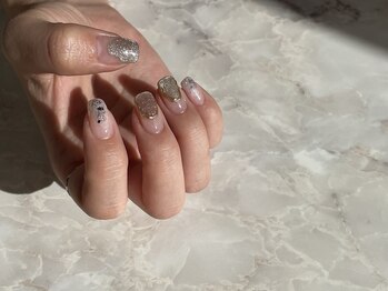 スチャ(s/cha+)/マグネットネイル￥8000