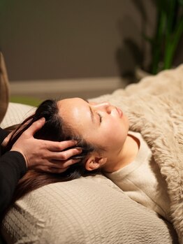 眠りの木/施術風景