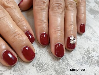 シンプリー 西荻窪店(Simpliee)の写真/旬のワンホンネイル/韓国パーツをご提案♪【Simpleデザイン90分ワンカラー+アートでワンランク上の手元に】