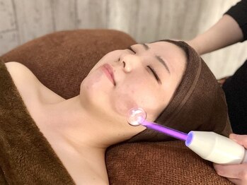 アベリア リュウ(Aberia Lieu)の写真/【癒しと結果を両立する贅沢ケア】リピート率90％以上の人気サロン！癒されながら「本気の肌改善」が叶う♪