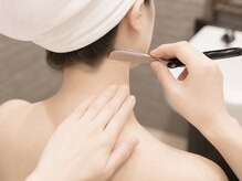 プレミアムバーバー 原宿神宮前店(PREMIUM BARBER)/美肌シェービング(襟)[原宿]