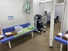 リーフ鍼灸整骨院+千葉ニュータウンイオンモール院【マッサージ/整体/美容鍼/肩こり】
