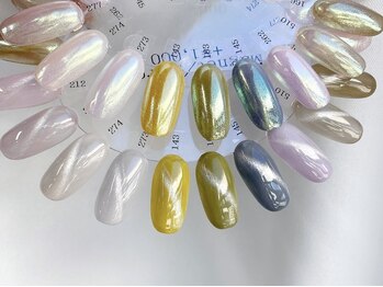 イーミリー(E.milii)/マグネット・オーロラネイル