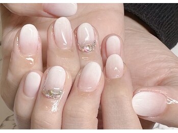 アルーシェ 平井(Alushe)/ピンク×ホワイトグラデーション