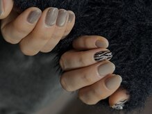 ニル(NIL)/ゼブラ柄