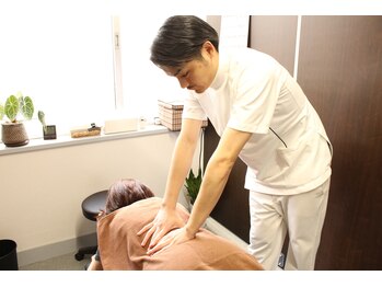 ボディ アンド フェイス サロン 真(Body and Face salon sym)/調整前に筋肉を緩めます☆