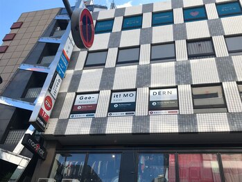 グイット モダン 千葉店(Goo-it! MODERN)/11)上を見上げると3Fに当店☆