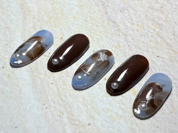 アルカナ(ARCANA)/10月ジェルデザイン￥9,500