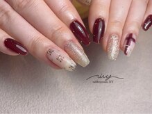 アイヴィー(IVY)/ビジューネイル