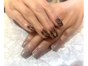 ガーデン ヘア&エステ&ネイル Garden/ひょう柄アシメネイル