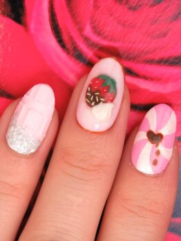 カラーズ 浜松店(colors)/ピンクがPOP可愛いチョコネイル