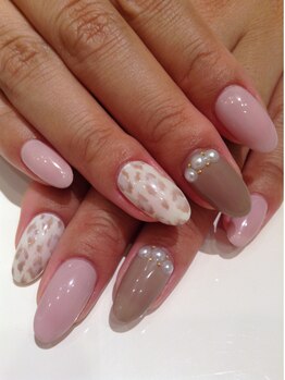 テラスアヴェダビューティー(Terrace AVEDA beauty)/ふんわりレオパ柄