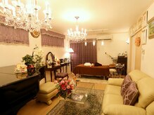 サロン ド ヒルトップ/1.内観