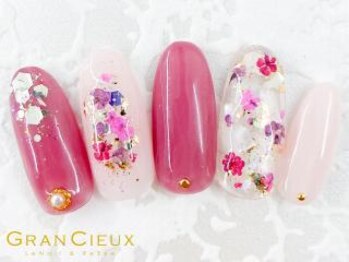 クアトログランシュ 青葉台(QUATRO×GranCieux)/押し花×春ピンクネイル