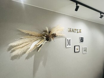 ネイルサロン メイプル(Nail Salon maple)/存在感のあるスワッグがお出迎え